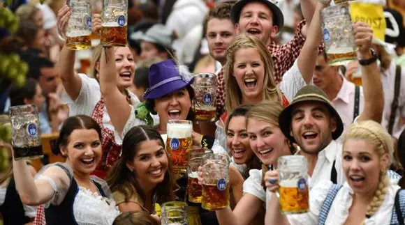 La Cerveza La Cerveza