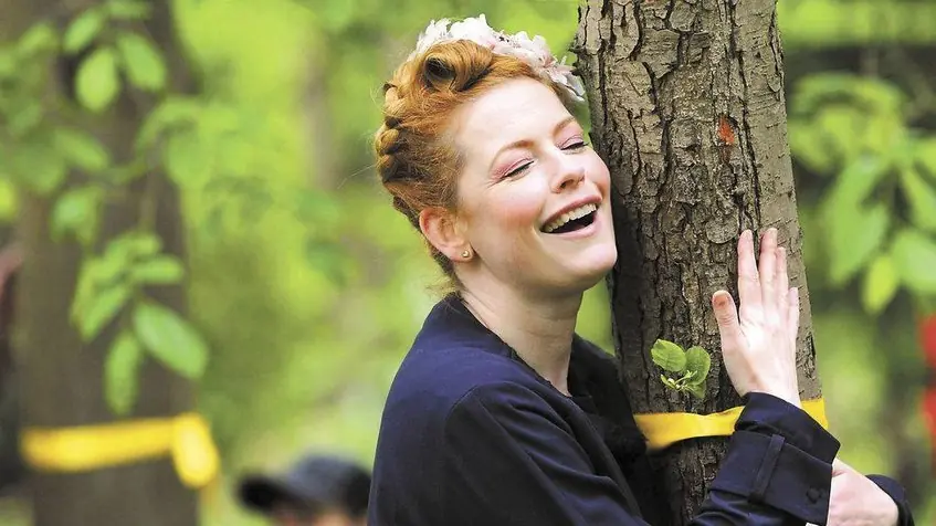 ¿Alguna vez te has sentido atraído sexualmente por un árbol?