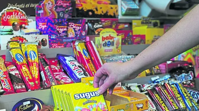 Comprar en almacenes pude llevarse tres sueldos por año