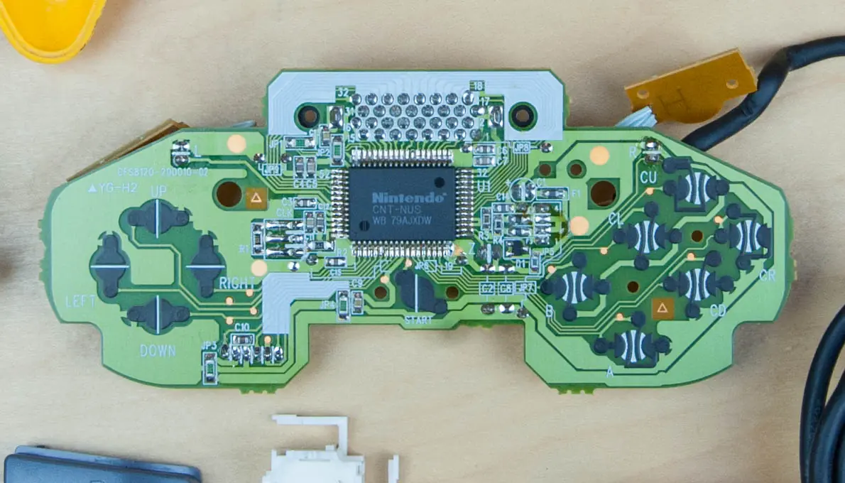 Despedazando Controles de Nintendo(Parte 1).