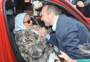 Son todos idiotas menos Mamá