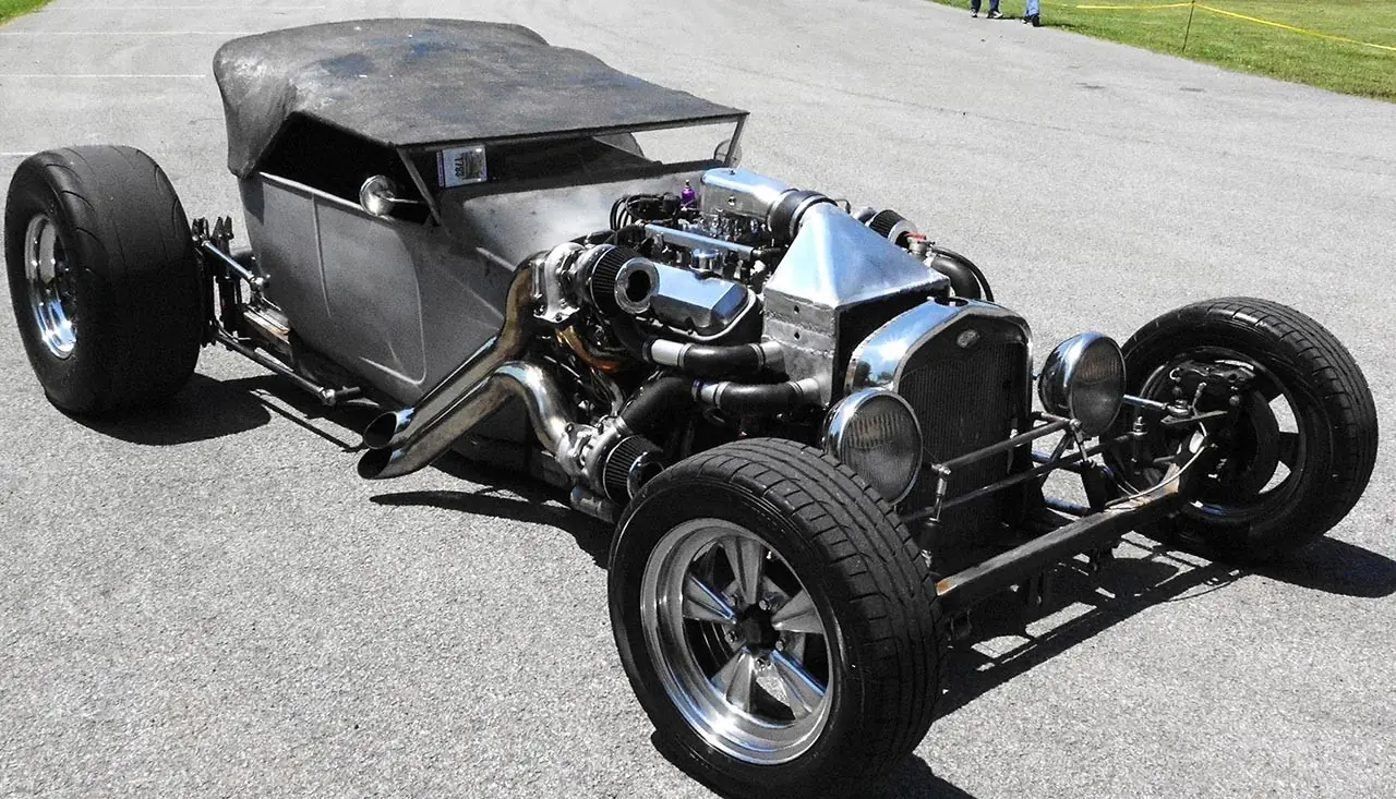 Ford T "cuatriturbo"¿existen límites para los Hot Rods?