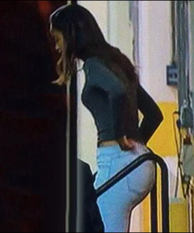 La hija de Obama Fumando Porro y Perreando