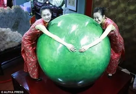 Las piedras preciosas mas hermosas y caras del mundo. Las piedras preciosas mas hermosas y caras del mundo.