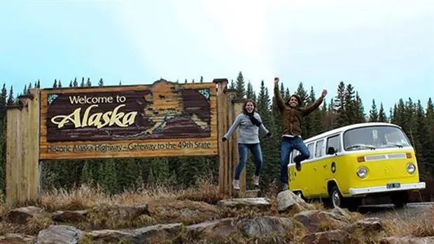 Uniendo Argentina con Alaska en combi