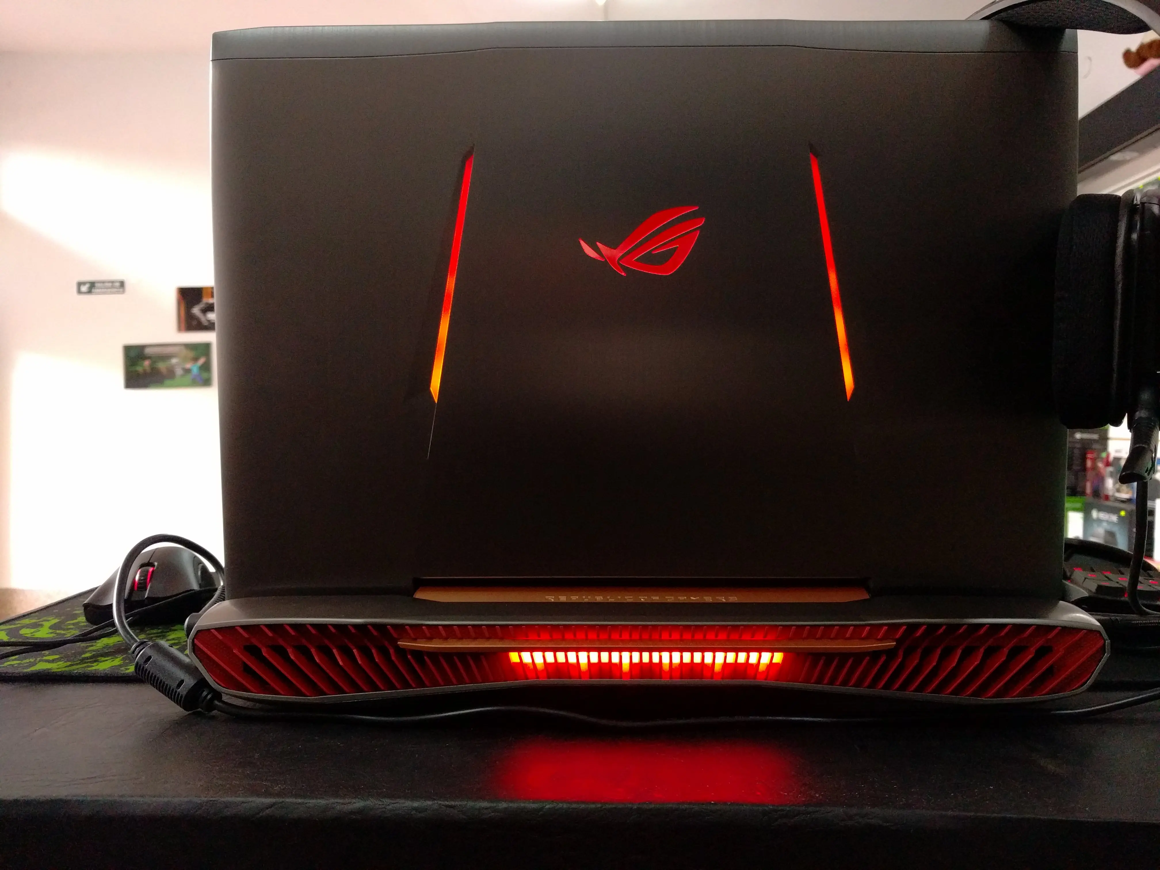 Asus ROG G752 - Argentina