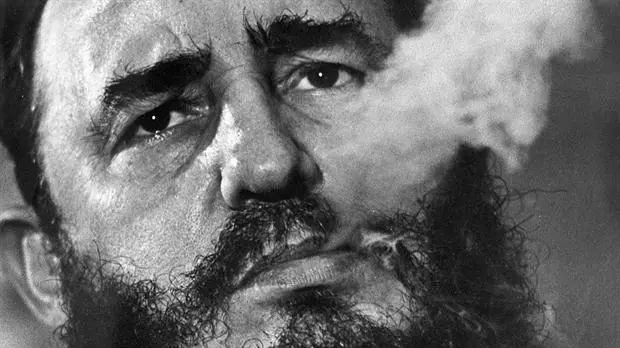 El cigarro récord Guinness que le regalaron a Fidel Castro