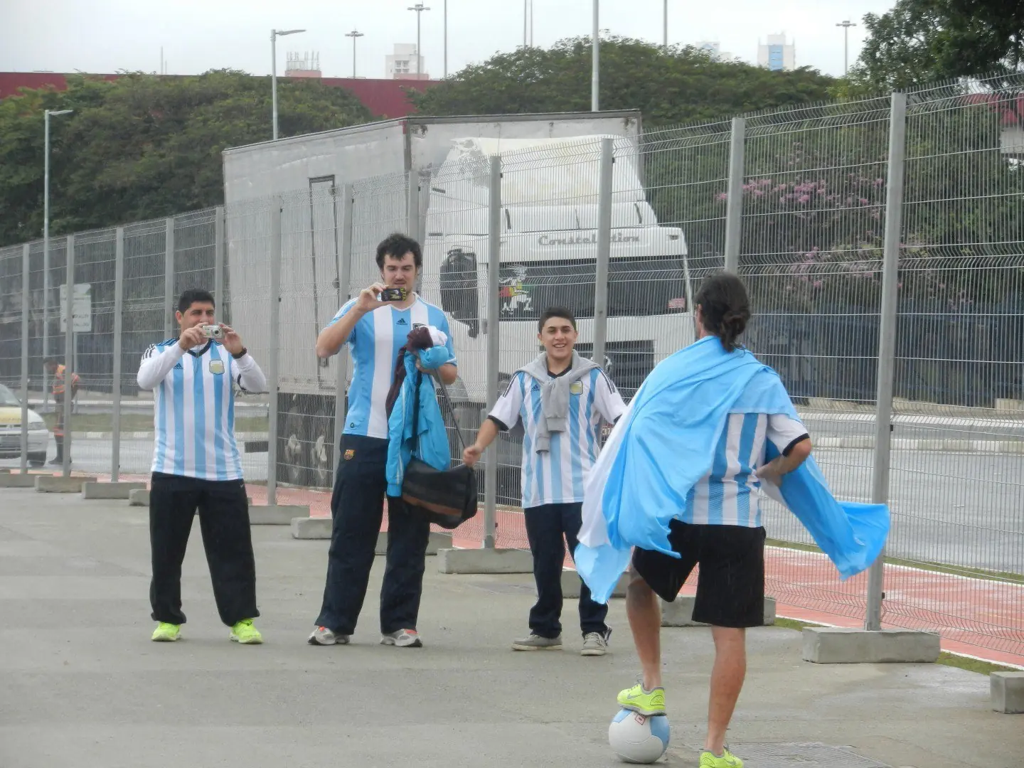 ir a futbol