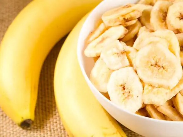comer platano