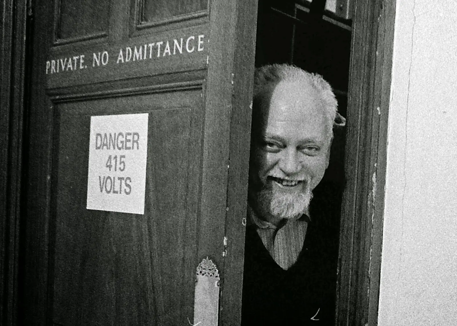 Religión Por Joder by Robert Anton Wilson