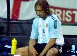 Batistuta en problemas, nos necesita mas que nunca...