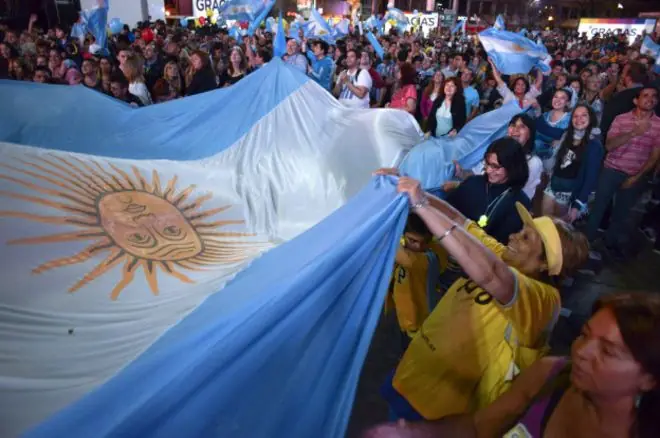 Asume Macri: efecto domino