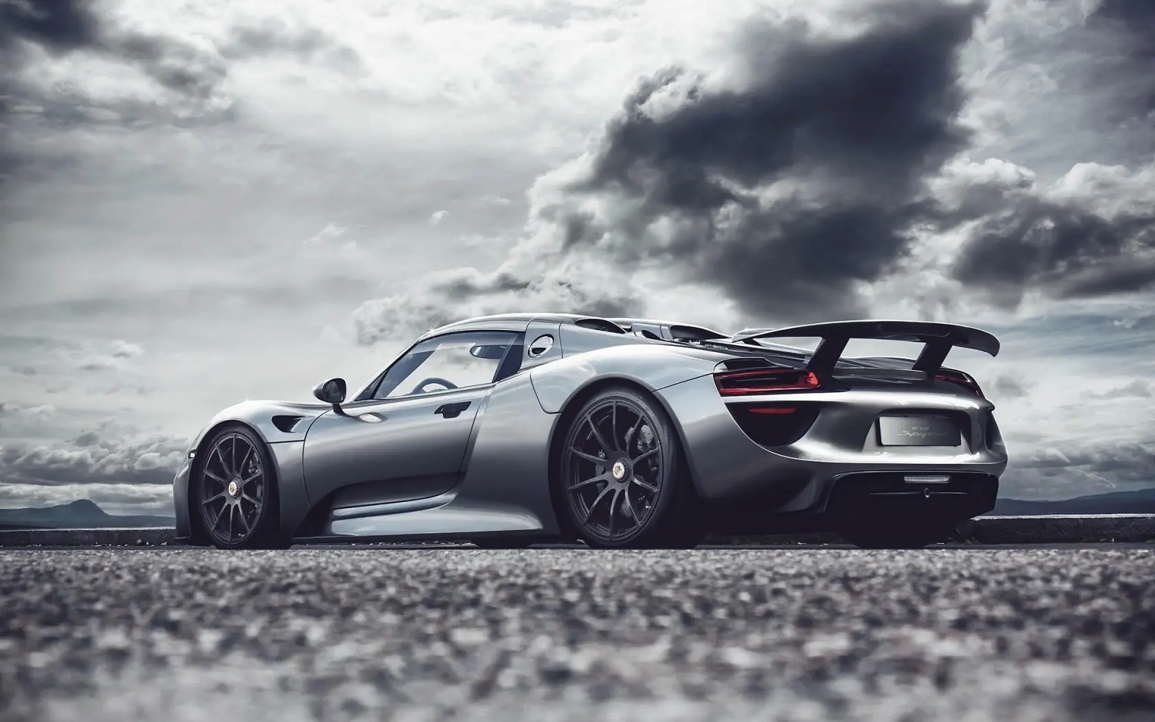 mclaren p1