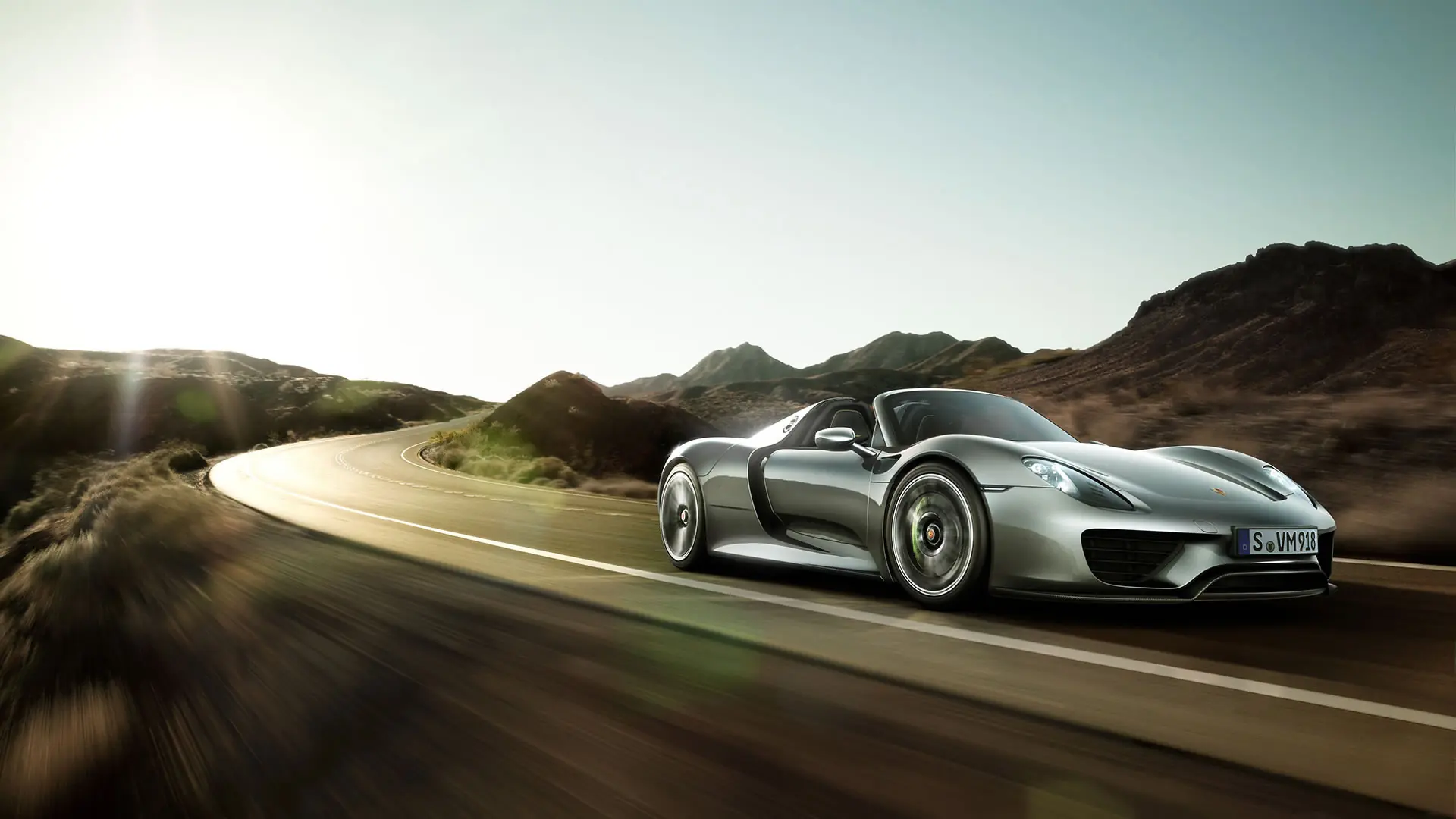 LaFerrari, 918 Spyder y P1 (compilado de imagenes)