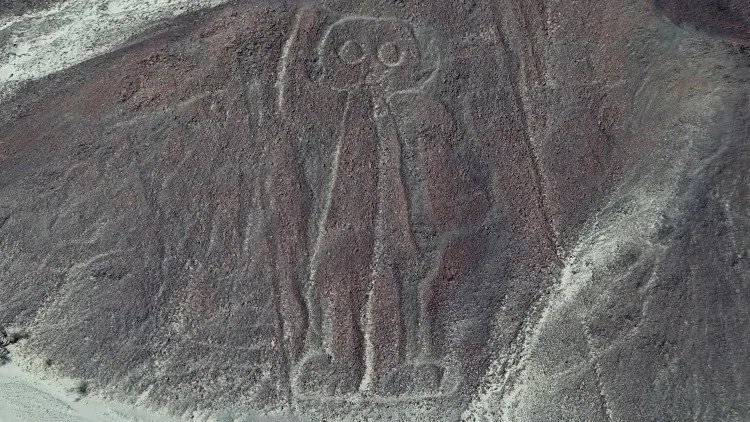 Descubren nuevo geoglifo enigmático en el desierto de Nazca