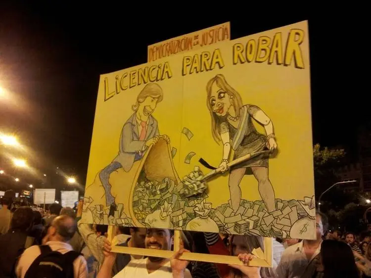 robo y lavado