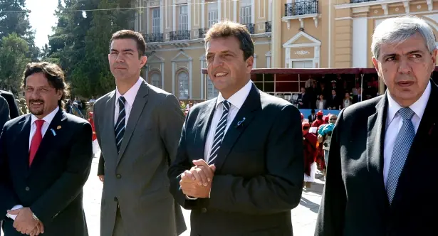 Massa: "No era el momento para aumentar tarifas y quitar sub