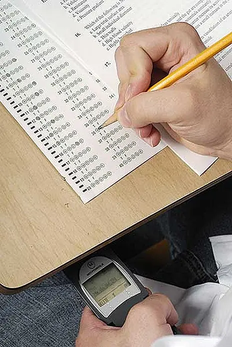 Las 10 maneras de hacer trampa en un examen