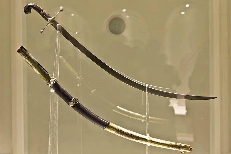 Las espadas mas impresionantes de la historia(parte2)