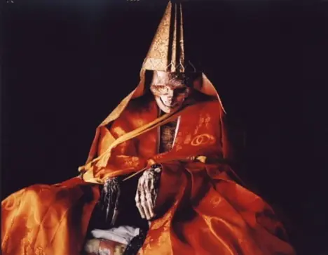 tradiciones brutales
