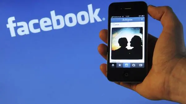 Facebook Apoya Que Difundan Pornografia