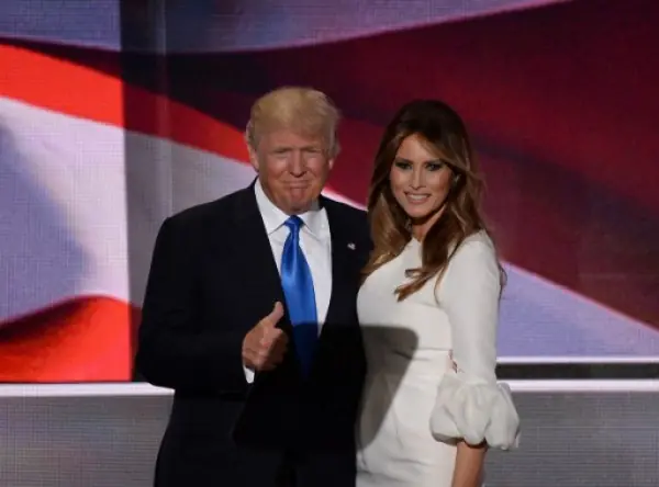 Periódico de Nueva York publicó fotos Melania Trump desnuda