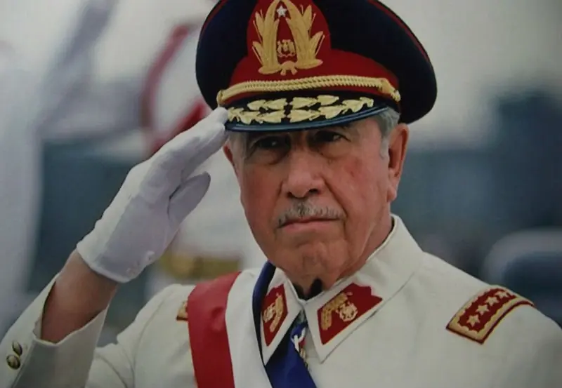 dictadores dictadores