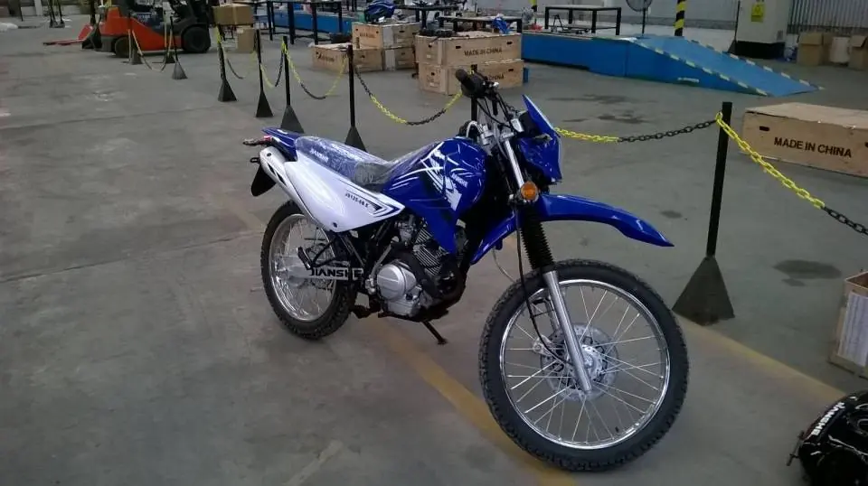 Jianshe , imitación de la XTZ 125 ?