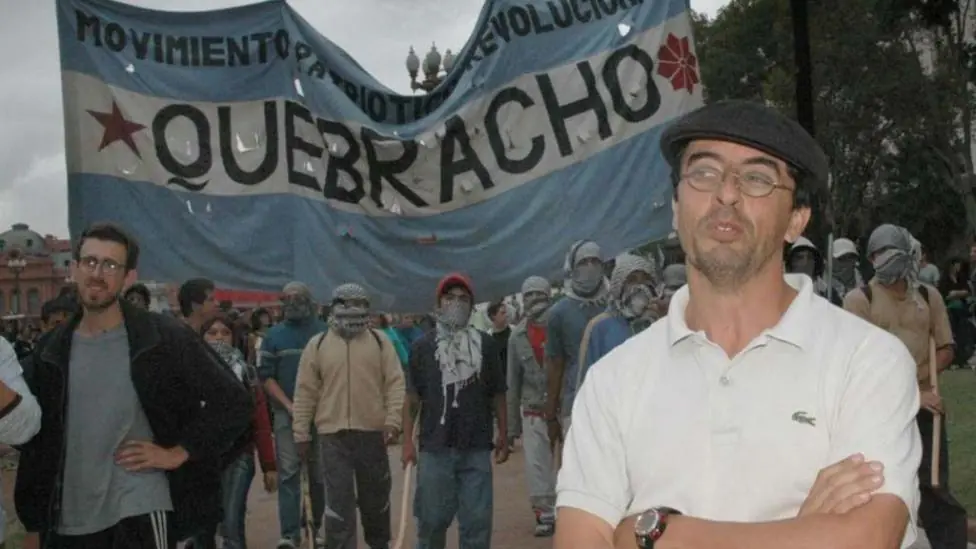 llora la derecha