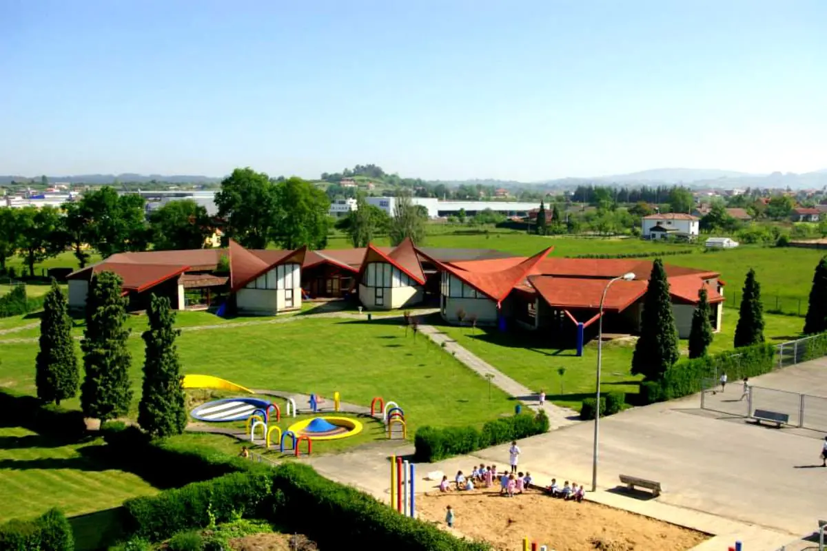 ¿Cómo hacer accesible la escuela privada a todo el mundo?