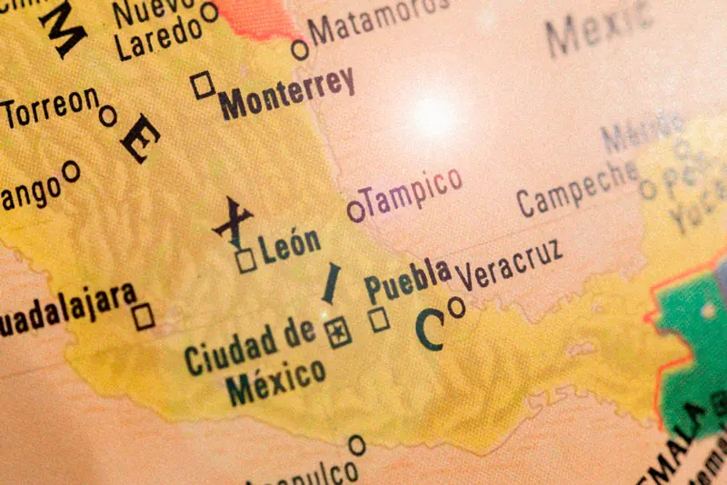 Afirman que existe base extraterrestre en la costa mexicana