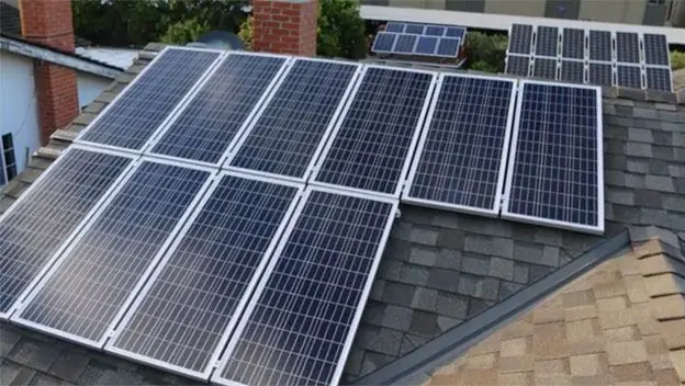 Estos paneles solares los puedes instalar en casa tú mismo