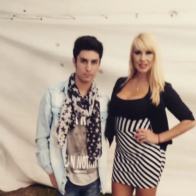 Te presento a Edu , mi amigo productor de tv