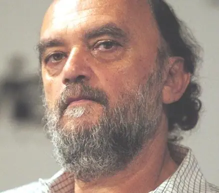 Cuentos breves de fútbol de Fontanarrosa.