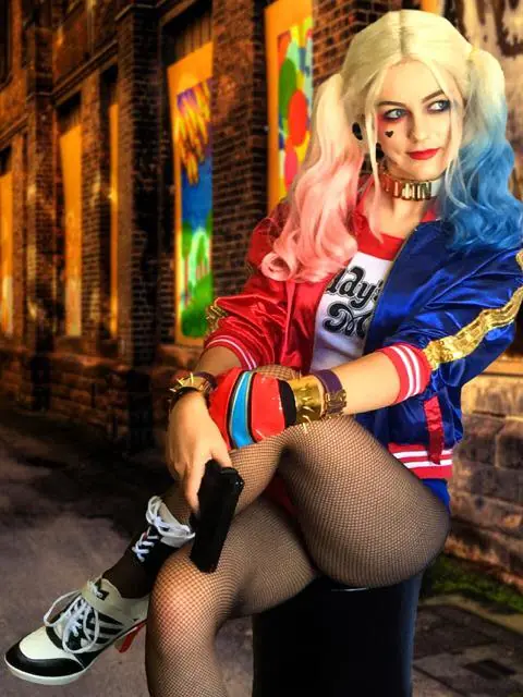17 estupendos cosplays de Harley Quinn
