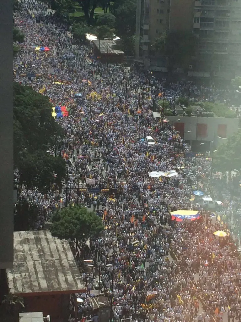 SI SE PUEDE