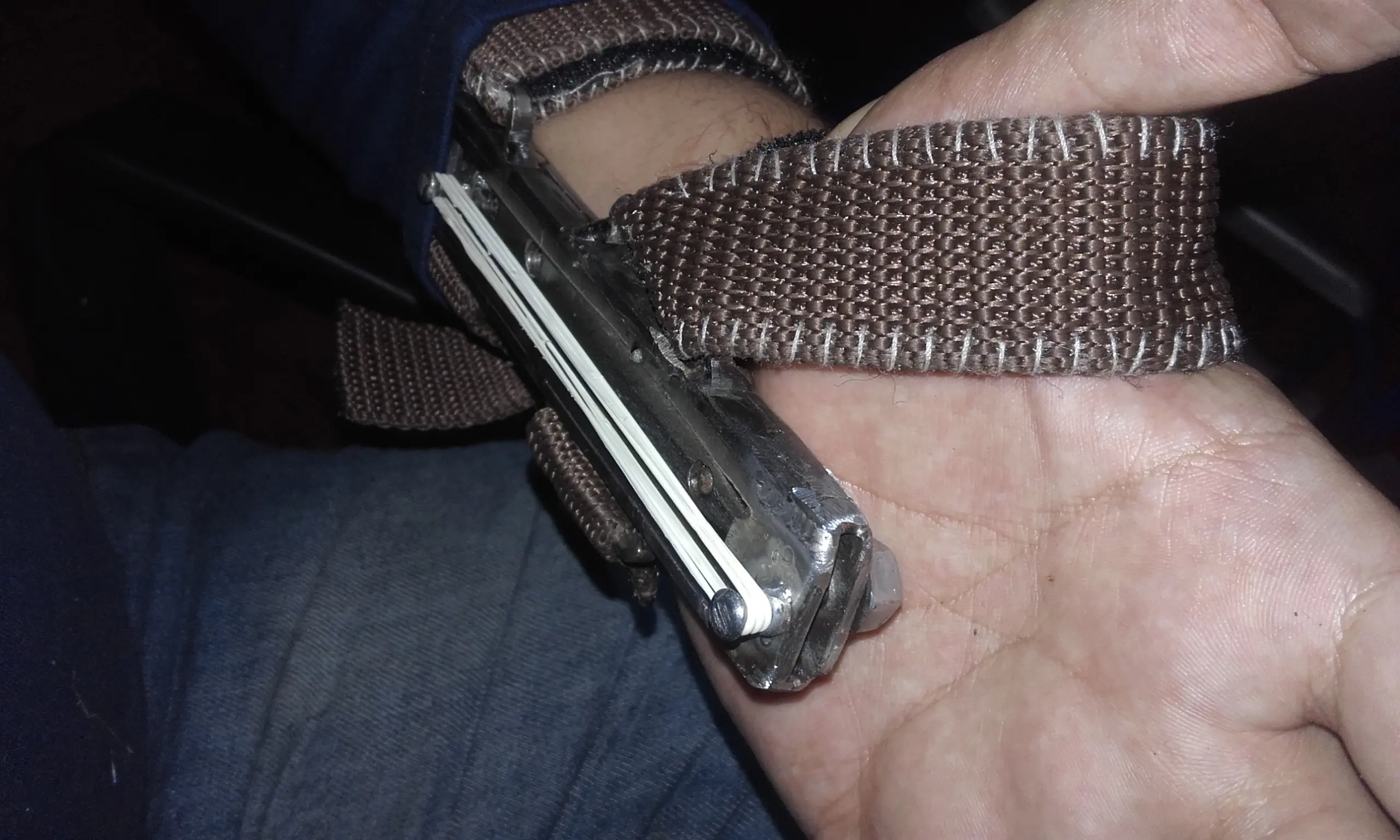 Hice la hoja oculta Assassins Creed en acero inoxidable Hice la hoja oculta Assassins Creed en acero inoxidable