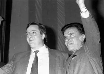 Les seguis creyendo a los kirchner?
