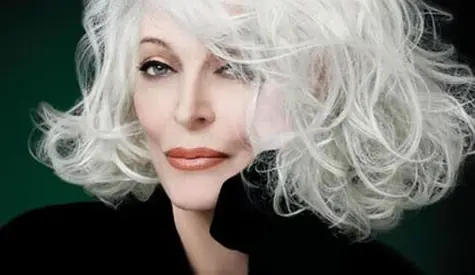 Carmen , la modelo más vieja del mundo ¡Tiene 85 años! Carmen , la modelo más vieja del mundo ¡Tiene 85 años!