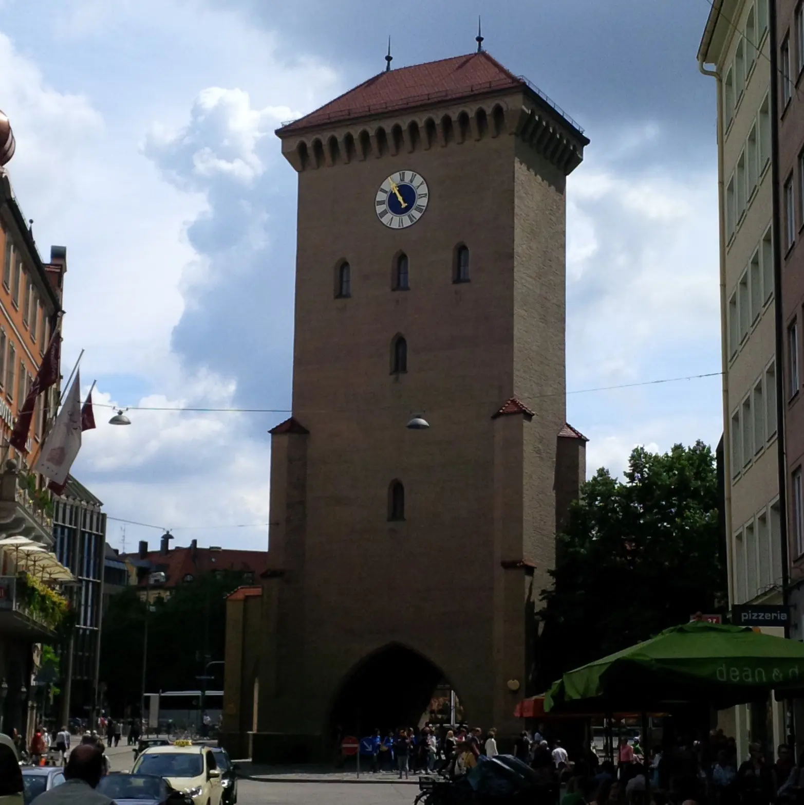 Otro Viaje a Alemania, Castillos, Autos y Minas