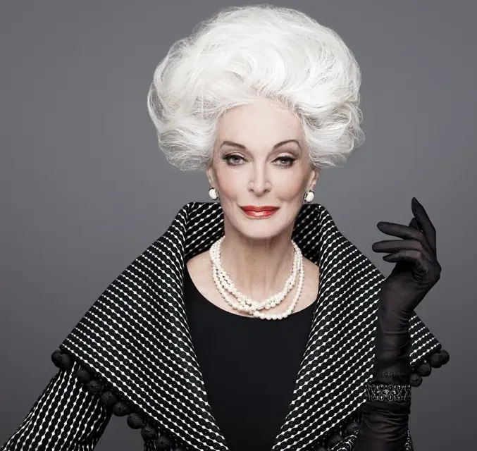 Carmen , la modelo más vieja del mundo ¡Tiene 85 años!