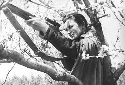La mejor mujer sniper de la historia
