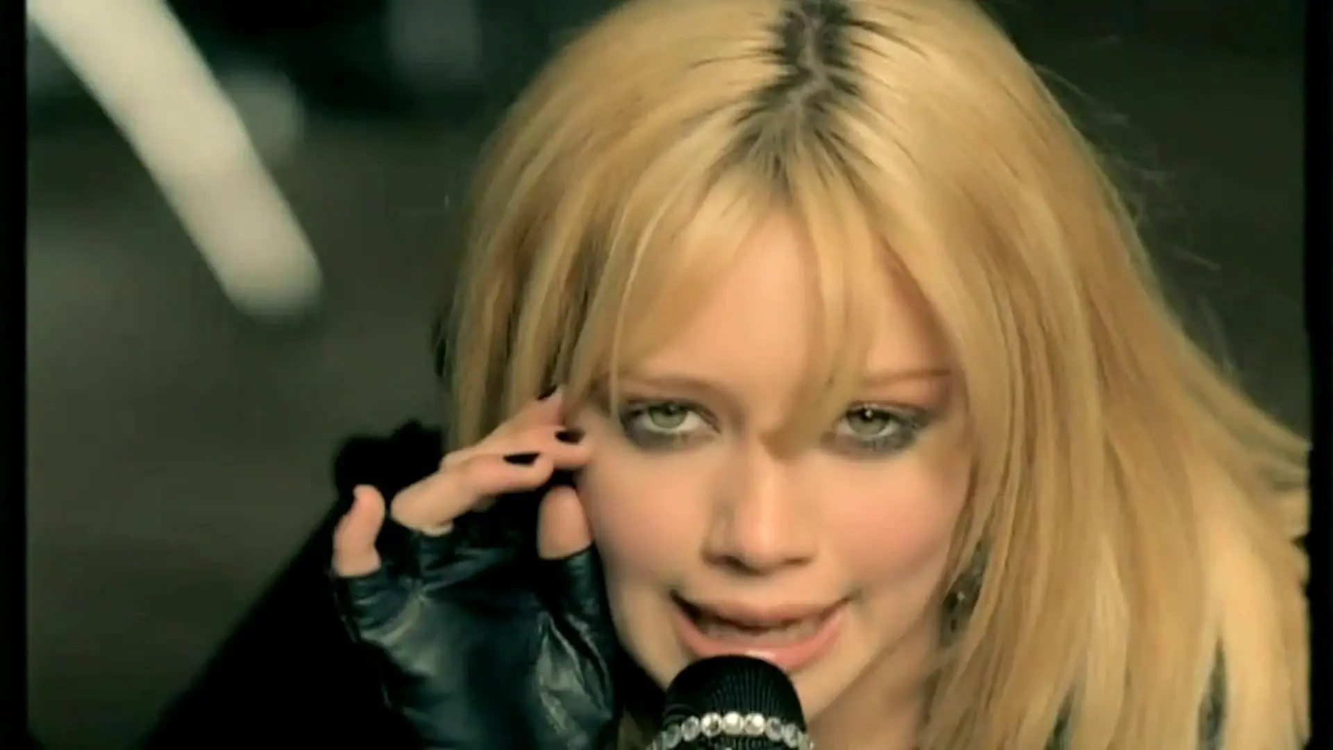 Mira como Evoluciono Hilary Duff.