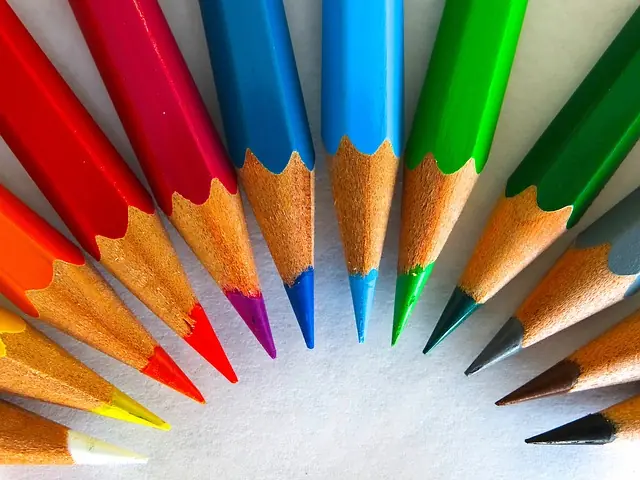 ¿De dónde vienen los nombres de los colores?