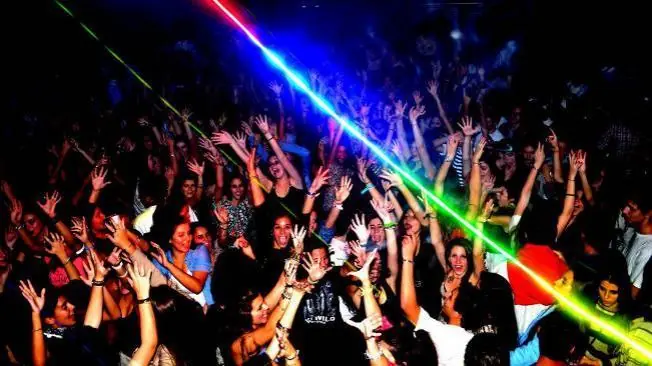 Rebote como loco el sabado y te lo cuento.