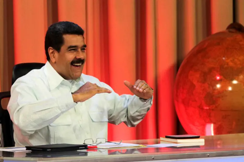Vzla:Segun Maduro el sueldo minimo es de 40 y 50 mil!