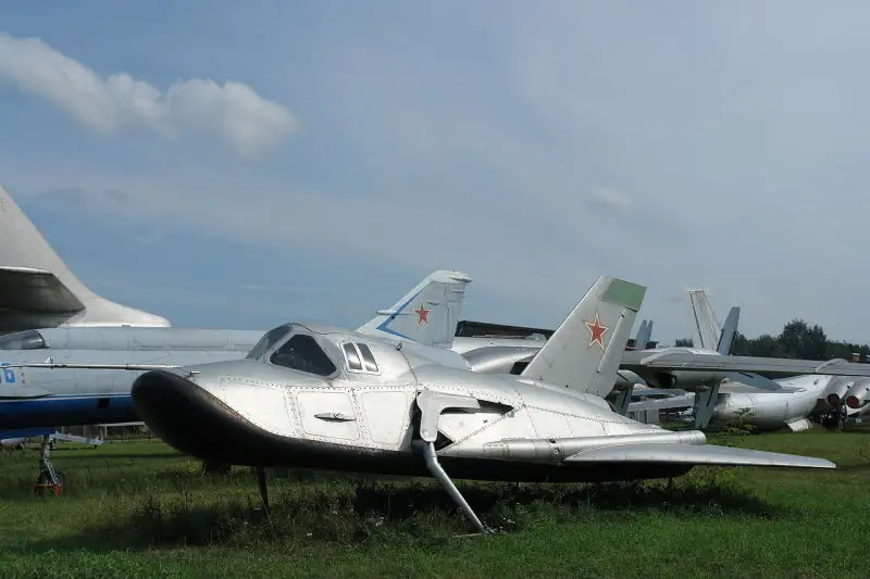 Exuberancia Soviética: Prototipos y maquinaria militar (P-2 Exuberancia Soviética: Prototipos y maquinaria militar (P-2