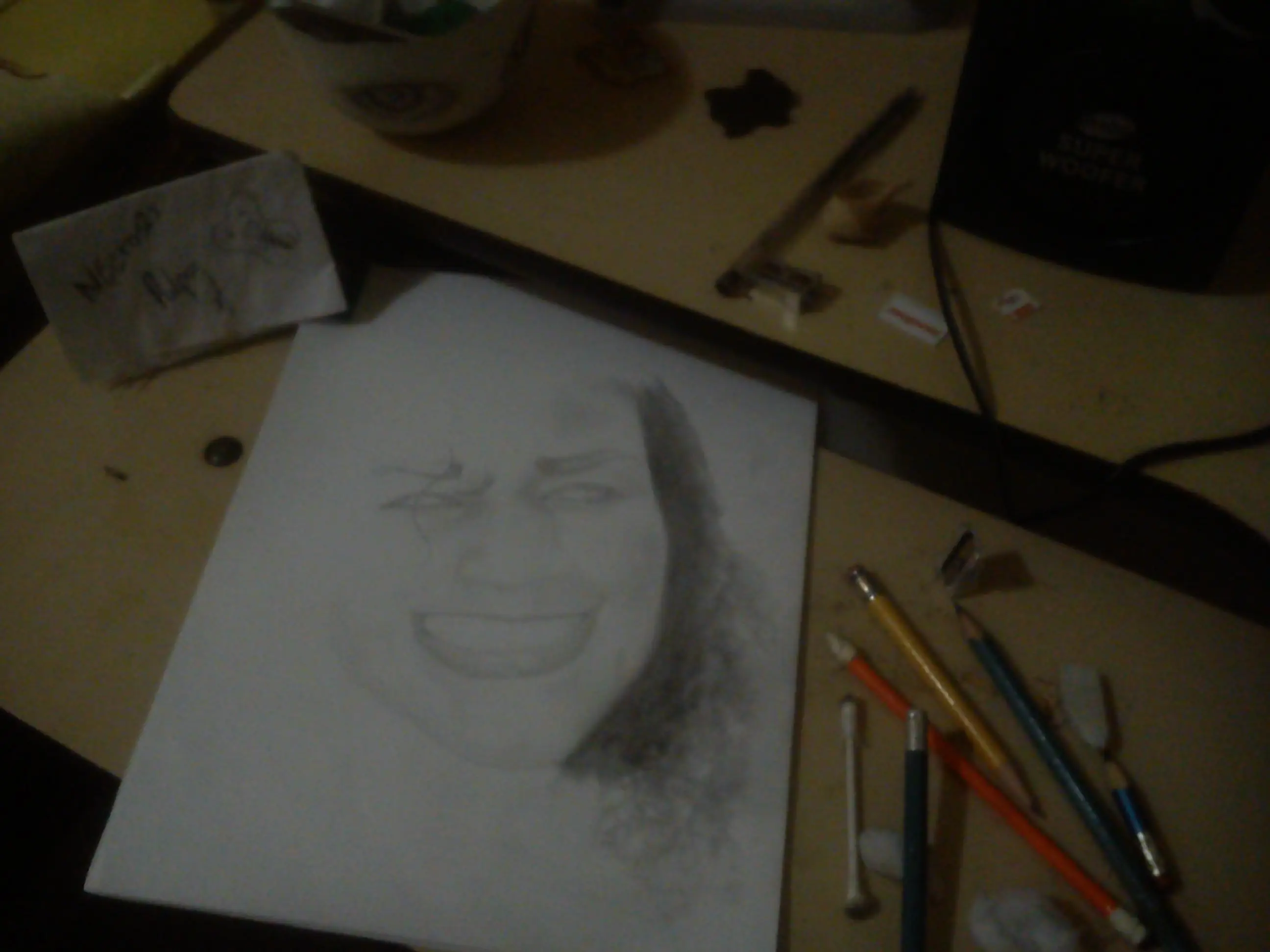 Saludos, aquí mis ultimos dibujos ;v