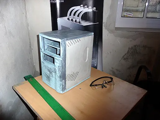 Creepypasta "solo un PC roto"