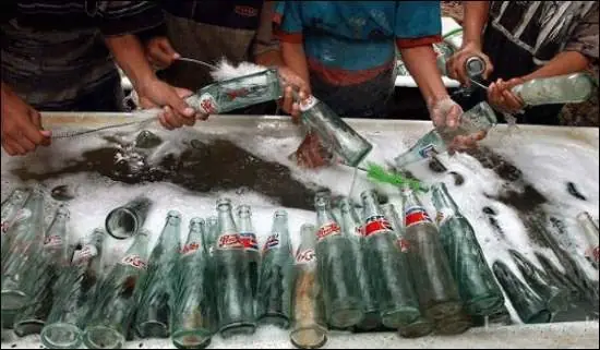 Descubren una fábrica de Pepsi clandestina